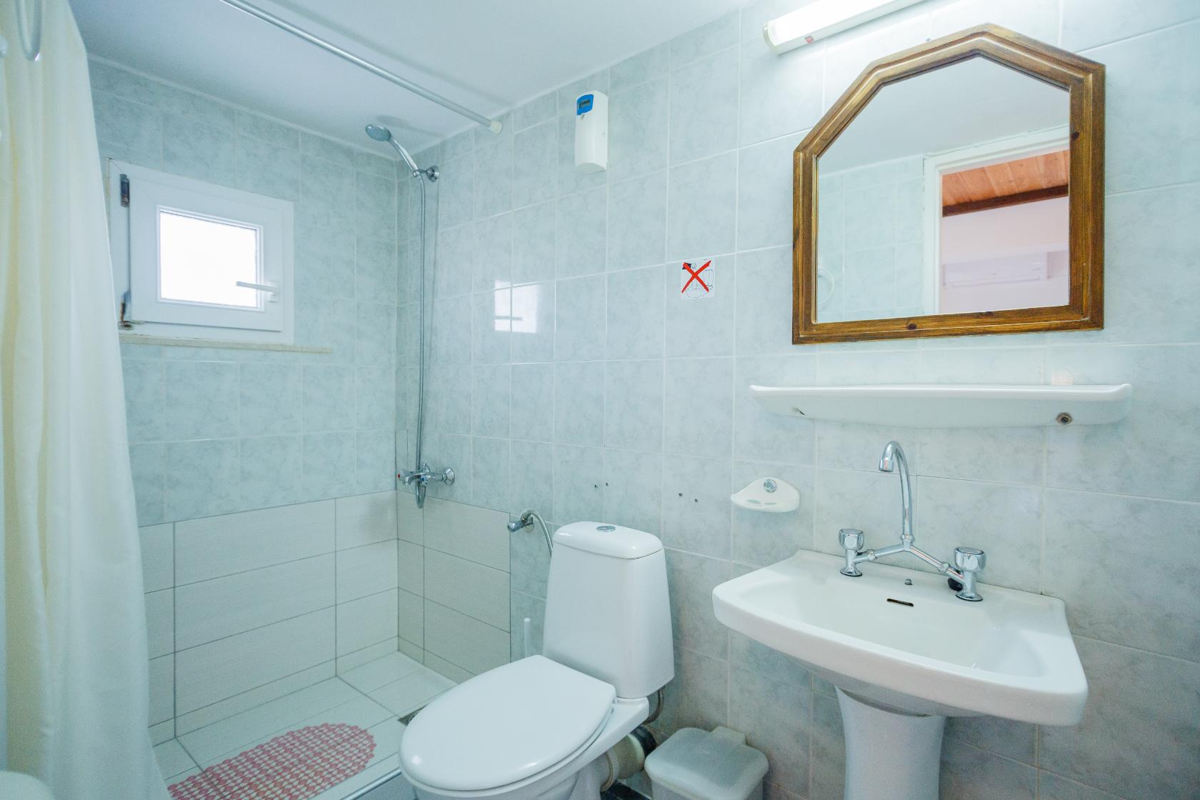 family room to konaki