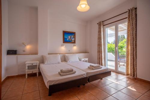 alikes alykes to konaki Zakynthos